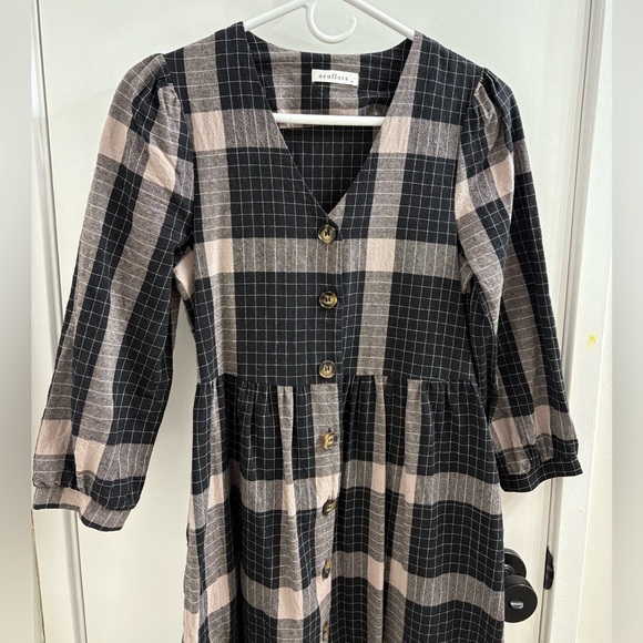 Neuflora Raleigh Dress - Picture 8 of 10